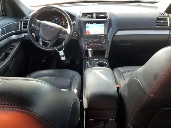 1FM5K8D8XHGD08225 2017 FORD EXPLORER - Image 8
