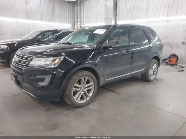 1FM5K8D8XHGD12565 2017 FORD EXPLORER - Image 2