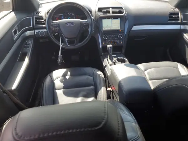 1FM5K8D8XHGD39247 2017 FORD EXPLORER - Image 8