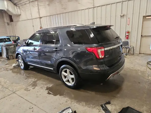 1FM5K8D8XHGD81059 2017 FORD EXPLORER - Image 2