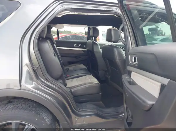 1FM5K8D8XHGD96869 2017 FORD EXPLORER - Image 8