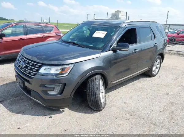 1FM5K8D8XHGE35251 2017 FORD EXPLORER - Image 2