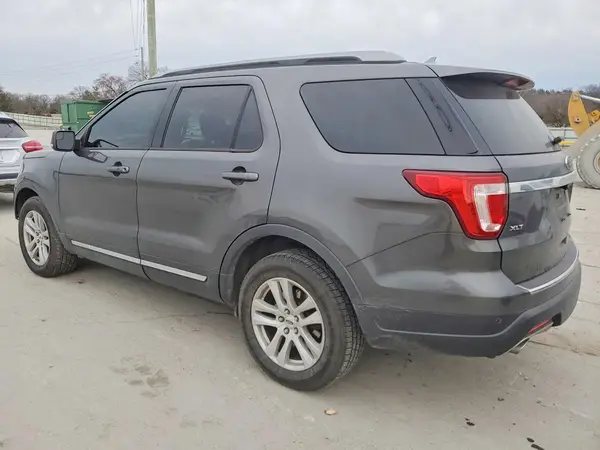 1FM5K8D8XJGA32134 2018 FORD EXPLORER - Image 2