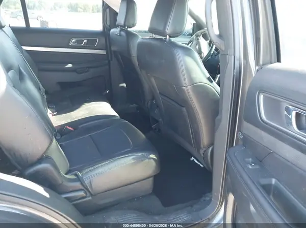 1FM5K8D8XJGA58863 2018 FORD EXPLORER - Image 8