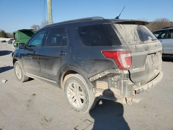 1FM5K8D8XJGA61665 2018 FORD EXPLORER - Image 2