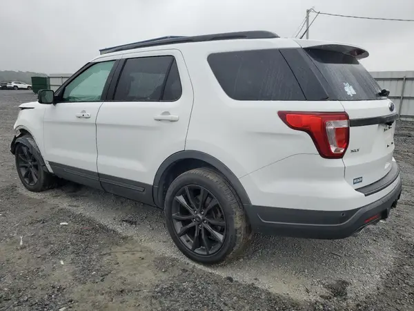 1FM5K8D8XJGA62122 2018 FORD EXPLORER - Image 2