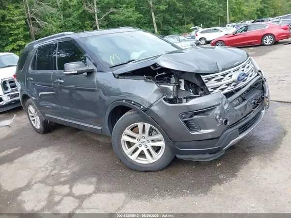 1FM5K8D8XJGA94438 2018 FORD EXPLORER - Image 1