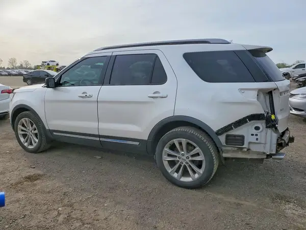 1FM5K8D8XJGB14249 2018 FORD EXPLORER - Image 2