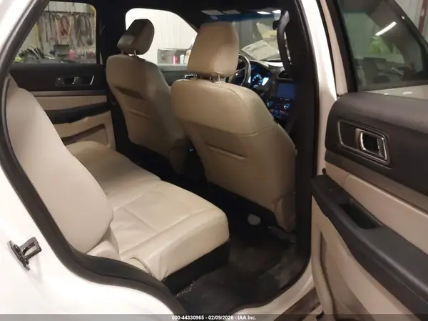1FM5K8D8XJGB16776 2018 FORD EXPLORER - Image 8