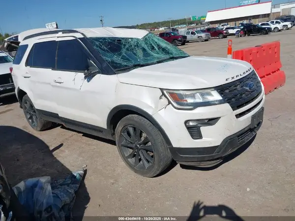 1FM5K8D8XJGB30502 2018 FORD EXPLORER - Image 1
