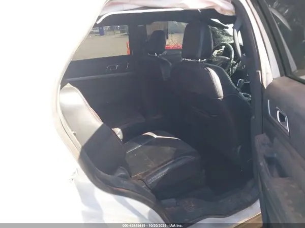 1FM5K8D8XJGB30502 2018 FORD EXPLORER - Image 8