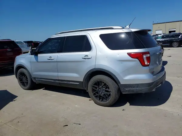 1FM5K8D8XJGB37093 2018 FORD EXPLORER - Image 2