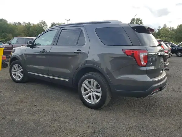 1FM5K8D8XJGB37675 2018 FORD EXPLORER - Image 2