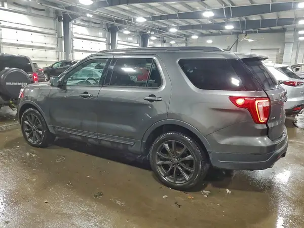 1FM5K8D8XJGB56243 2018 FORD EXPLORER - Image 2