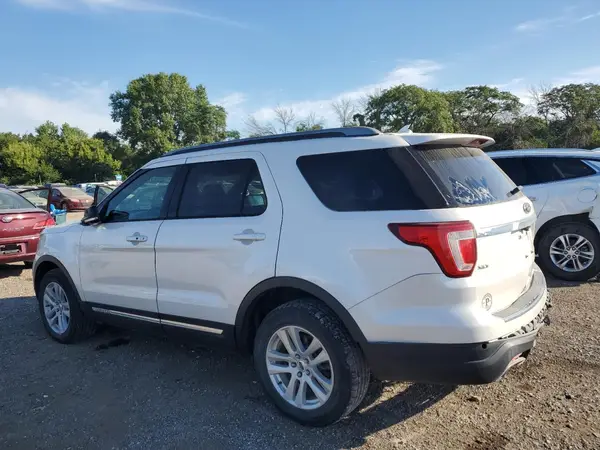 1FM5K8D8XJGB69736 2018 FORD EXPLORER - Image 2