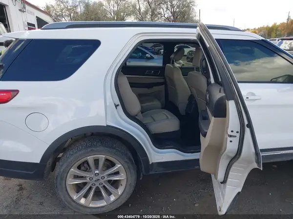 1FM5K8D8XJGC13184 2018 FORD EXPLORER - Image 8