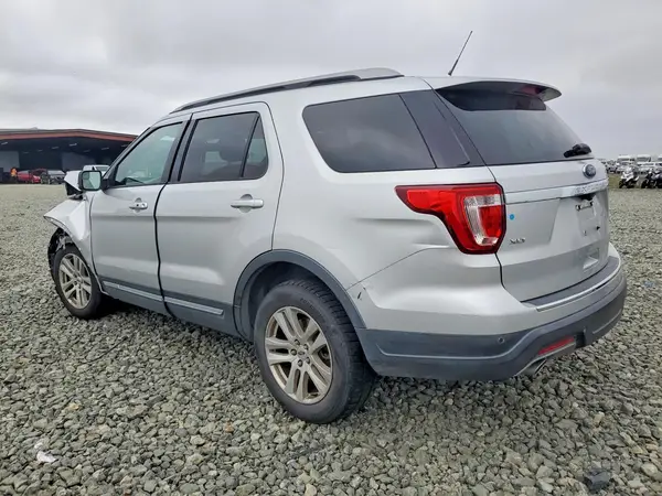 1FM5K8D8XJGC16134 2018 FORD EXPLORER - Image 2