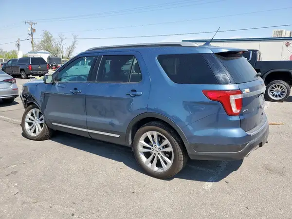 1FM5K8D8XJGC26713 2018 FORD EXPLORER - Image 2