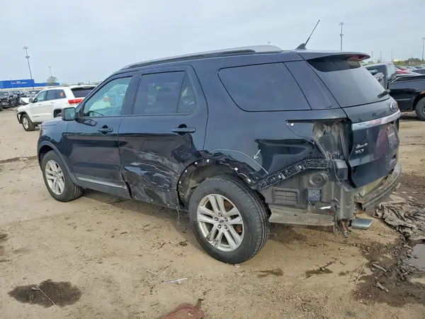 1FM5K8D8XJGC78858 2018 FORD EXPLORER - Image 2