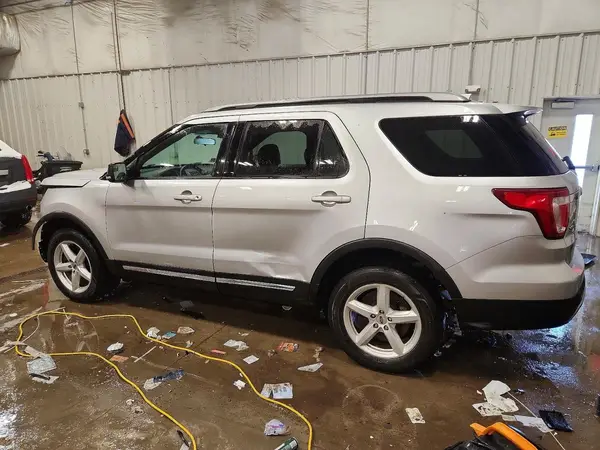 1FM5K8DH0HGA80400 2017 FORD EXPLORER - Image 2