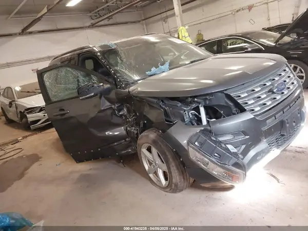 1FM5K8DH0HGD01798 2017 FORD EXPLORER - Image 1