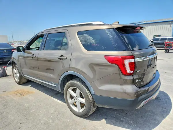 1FM5K8DH1GGB93528 2016 FORD EXPLORER - Image 2