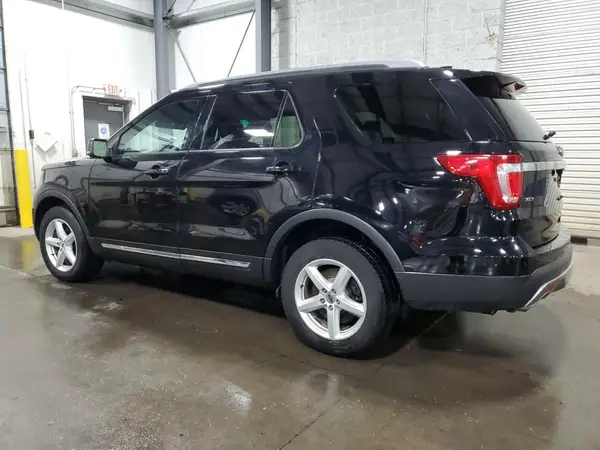 1FM5K8DH1HGA15992 2017 FORD EXPLORER - Image 2