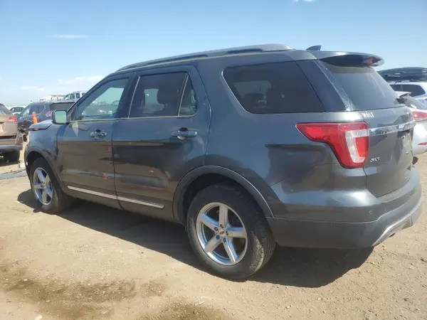 1FM5K8DH1HGC75809 2017 FORD EXPLORER - Image 2
