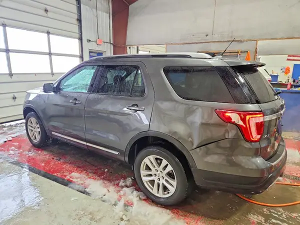 1FM5K8DH1JGA17439 2018 FORD EXPLORER - Image 2