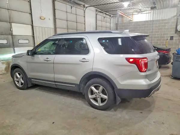 1FM5K8DH2GGC12524 2016 FORD EXPLORER - Image 2