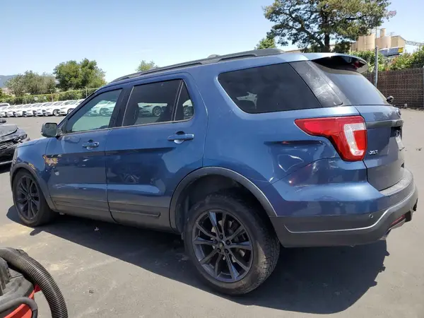 1FM5K8DH2JGB57242 2018 FORD EXPLORER - Image 2