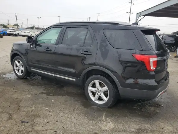1FM5K8DH3GGC12757 2016 FORD EXPLORER - Image 2