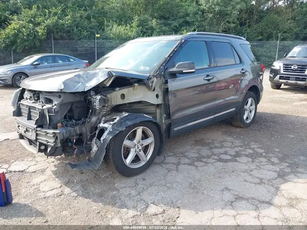 1FM5K8DH3HGA06873 2017 FORD EXPLORER - Image 2