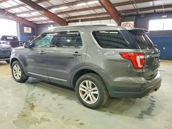 1FM5K8DH3JGB24878 2018 FORD EXPLORER - Image 2