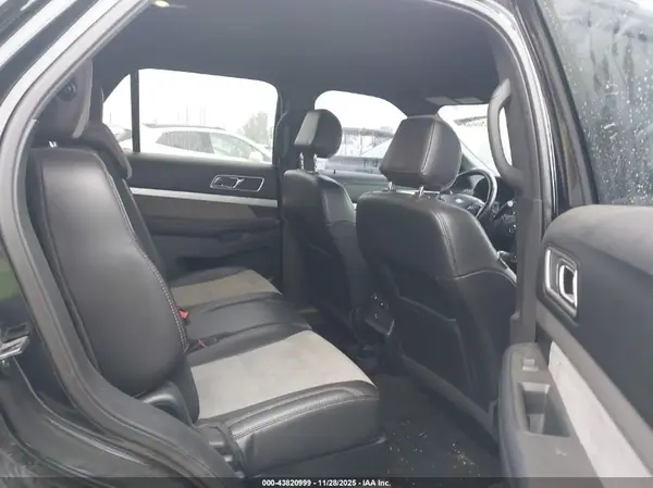 1FM5K8DH4HGC88005 2017 FORD EXPLORER - Image 8