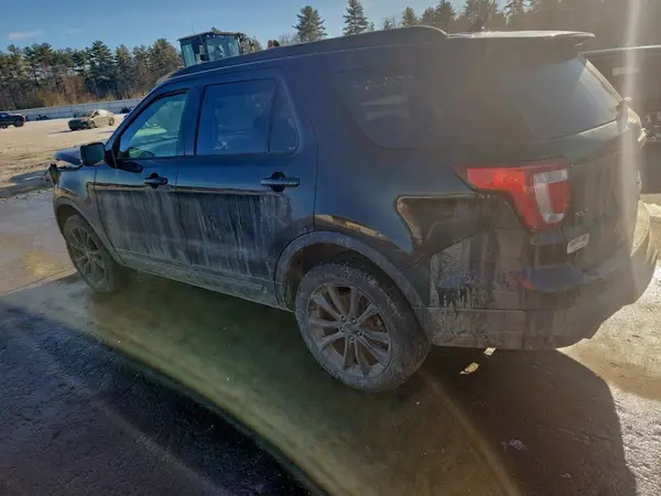 1FM5K8DH4JGA33327 2018 FORD EXPLORER - Image 2
