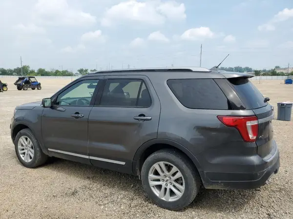1FM5K8DH4JGC71940 2018 FORD EXPLORER - Image 2