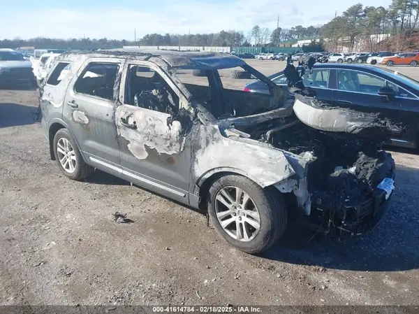 1FM5K8DH4JGC89502 2018 FORD EXPLORER - Image 1