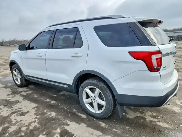1FM5K8DH5GGD08633 2016 FORD EXPLORER - Image 2