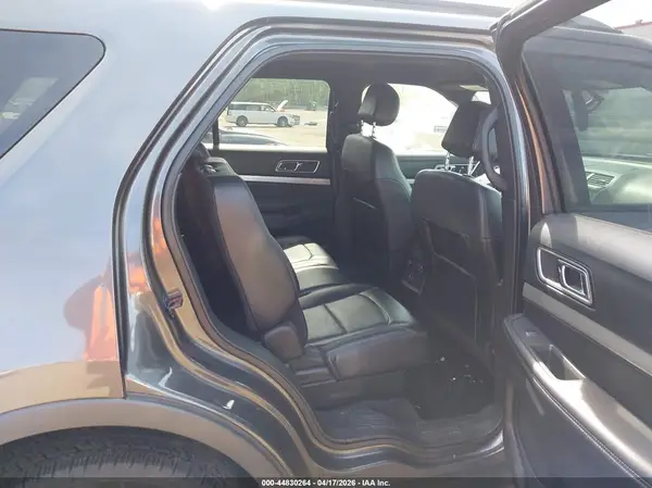 1FM5K8DH5HGC02331 2017 FORD EXPLORER - Image 8