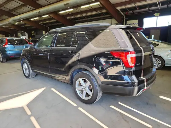 1FM5K8DH6HGA14045 2017 FORD EXPLORER - Image 2