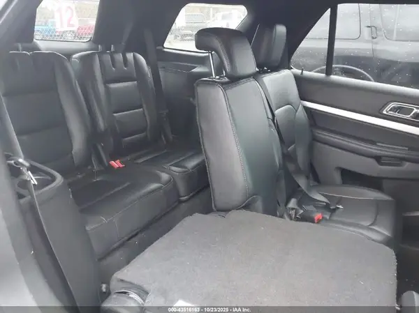 1FM5K8DH6HGA32500 2017 FORD EXPLORER - Image 8
