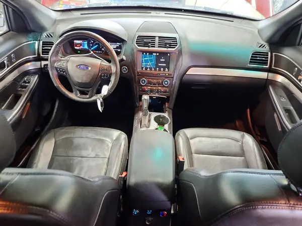 1FM5K8DH6HGA32769 2017 FORD EXPLORER - Image 8