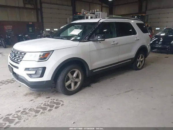 1FM5K8DH6HGA72656 2017 FORD EXPLORER - Image 2