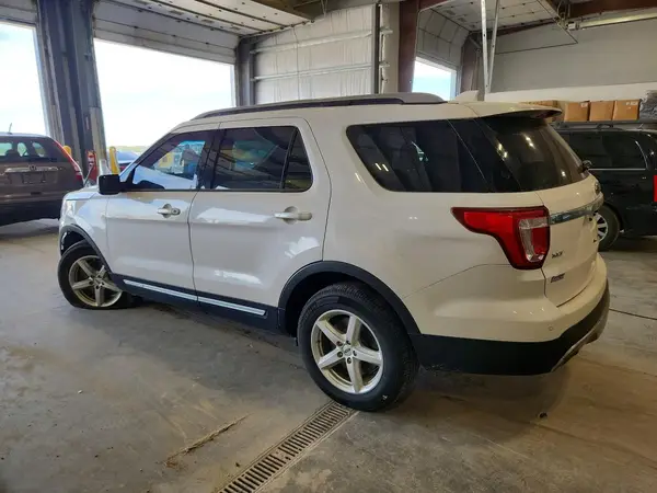 1FM5K8DH6HGA75587 2017 FORD EXPLORER - Image 2