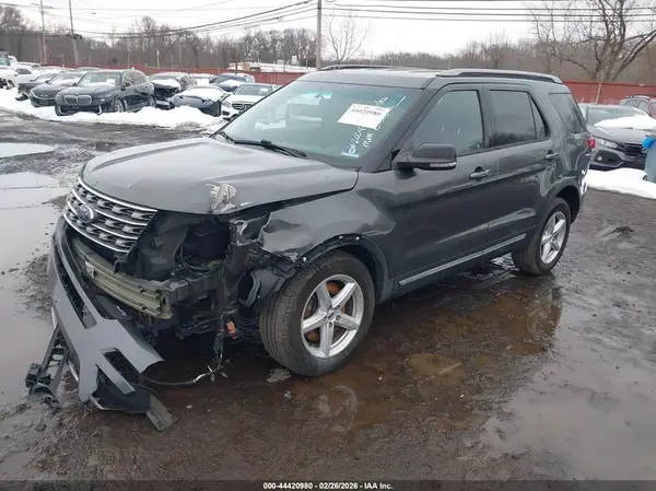 1FM5K8DH6HGB57979 2017 FORD EXPLORER - Image 2