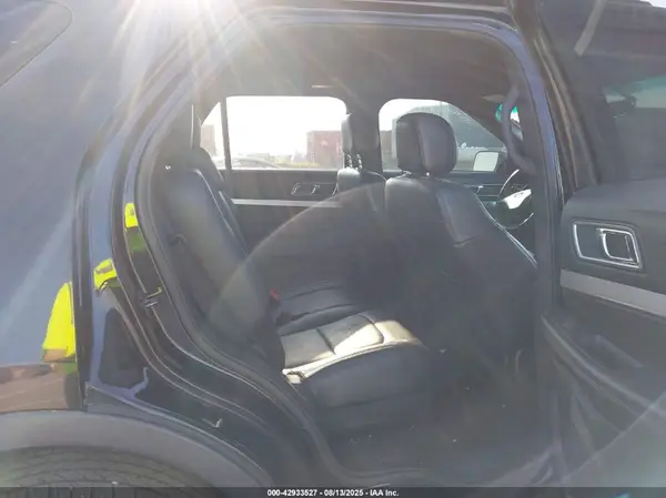 1FM5K8DH6HGB61997 2017 FORD EXPLORER - Image 8