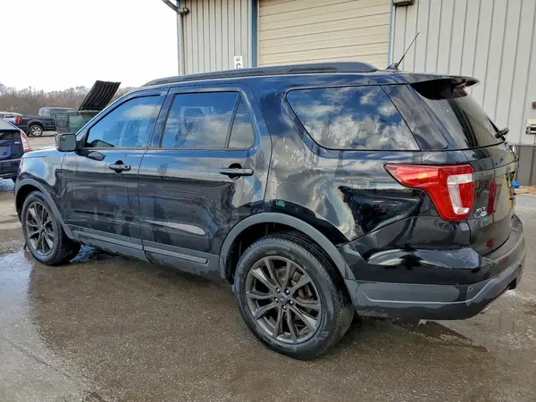 1FM5K8DH6JGA22894 2018 FORD EXPLORER - Image 2