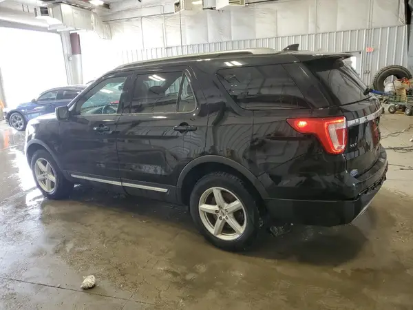 1FM5K8DH7HGA10098 2017 FORD EXPLORER - Image 2