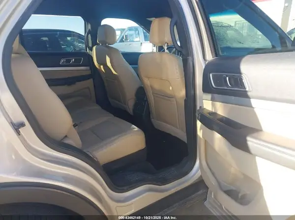 1FM5K8DH8HGA03550 2017 FORD EXPLORER - Image 8